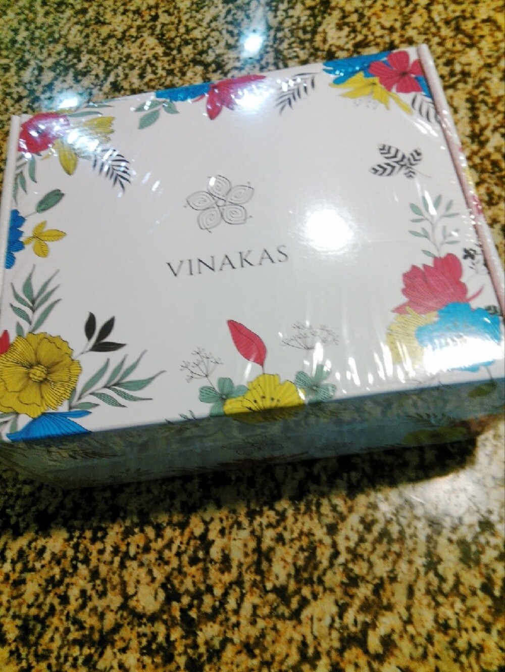 Assorted Gift Box - Picture 3 of 5